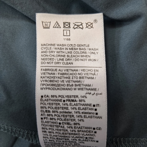 ATHLETA Activewear Swing Pleated Sleeveles Stretch Top Teal and Black Medium - Picture 11 of 14